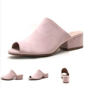BLUSH PINK SUEDE PEEP TOE MULE BLOCK HEEL 💕